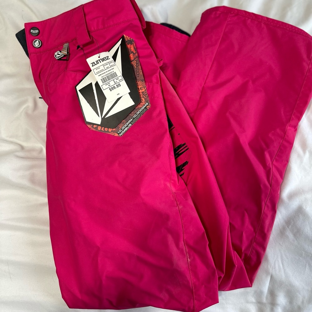 Volcom Snow Pants - Picture 2 of 2